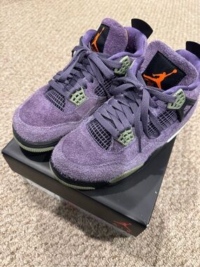 Women’s Air Jordan 4 RETRO “Canyon Purple”Suede Sneakers